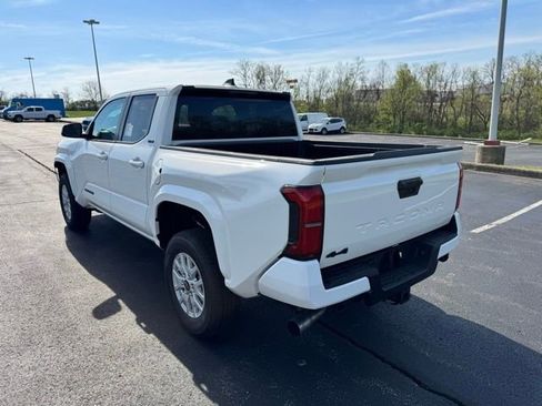 New 2026 Toyota Tacoma SR5 AWD/4WD image 5