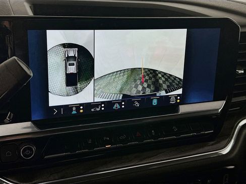 Used 2024 Chevrolet Silverado 3500 LTZ image 20