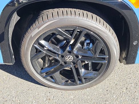 New 2025 Volkswagen Tiguan SE R-Line AWD/4WD image 3