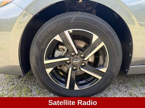 Used 2025 Nissan Sentra SV FWD image 11