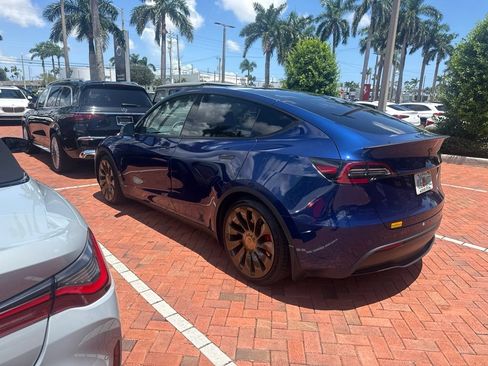 Used 2023 Tesla Model Y Performance AWD/4WD image 6