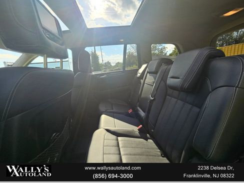 Used 2016 Mercedes-Benz GL 450 4MATIC image 22