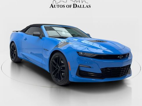 Used 2023 Chevrolet Camaro SS w/ Design Package 1 RWD image 3