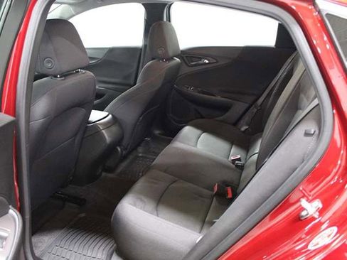 Used 2024 Chevrolet Malibu RS FWD image 14
