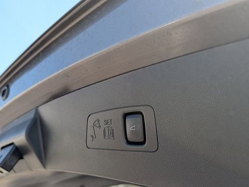 Used 2022 Lincoln Corsair AWD w/ Equipment Group 101A image 16