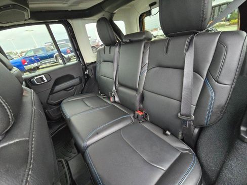 Certified 2022 Jeep Wrangler Unlimited Rubicon 4xe w/ Cold Weather Group AWD/4WD image 21
