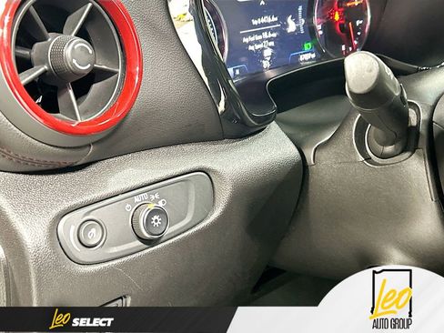 Used 2022 Chevrolet Blazer RS w/ Enhanced Convenience Package image 10