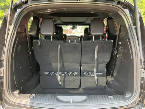 Used 2025 Chrysler Pacifica Limited FWD image 18