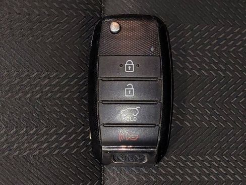 Used 2020 Kia Sportage LX FWD image 32