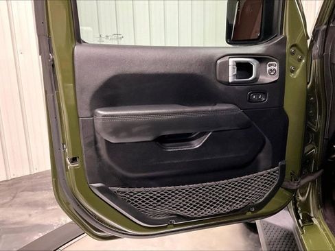Used 2021 Jeep Wrangler Unlimited Sahara AWD/4WD image 23