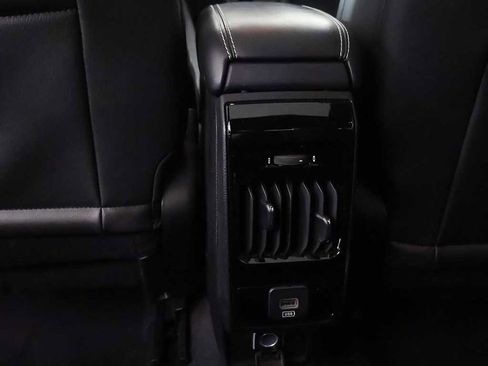 Used 2022 Jeep Compass Altitude w/ Sun and Sound Group image 48