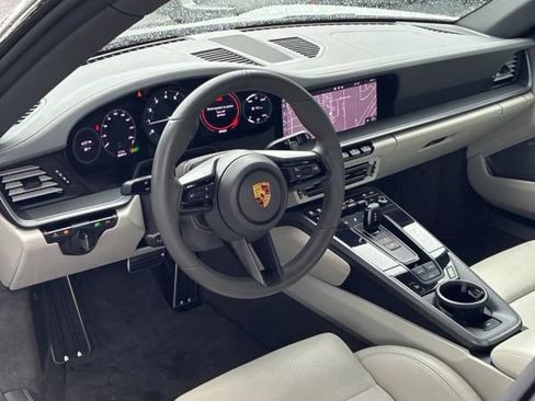 Used 2021 Porsche 911 Carrera 4S AWD/4WD image 5