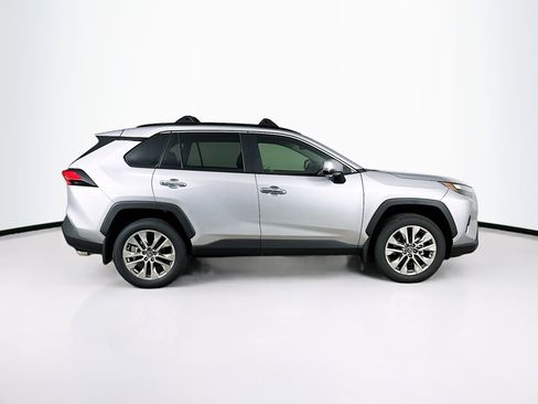 Used 2025 Toyota RAV4 Limited w/ Advanced Technology Package image 10