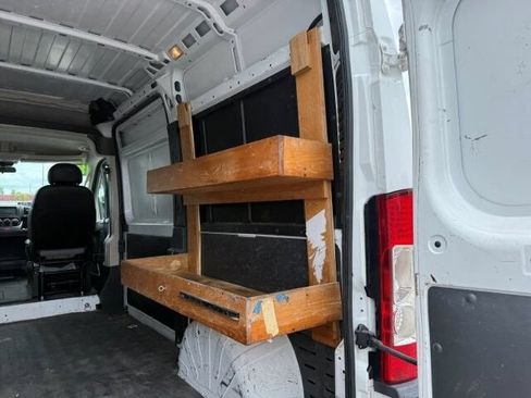 Used 2018 RAM ProMaster 2500 w/ Mopar Trailer Tow Group FWD image 12