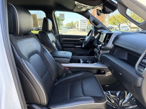 Used 2024 RAM 1500 Laramie image 34