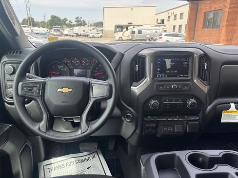 Used 2026 Chevrolet Silverado 2500 Custom w/ Custom Value Package AWD/4WD image 32