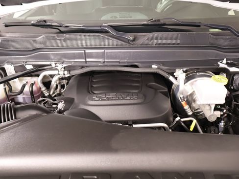 Used 2026 RAM 2500 Big Horn AWD/4WD image 19
