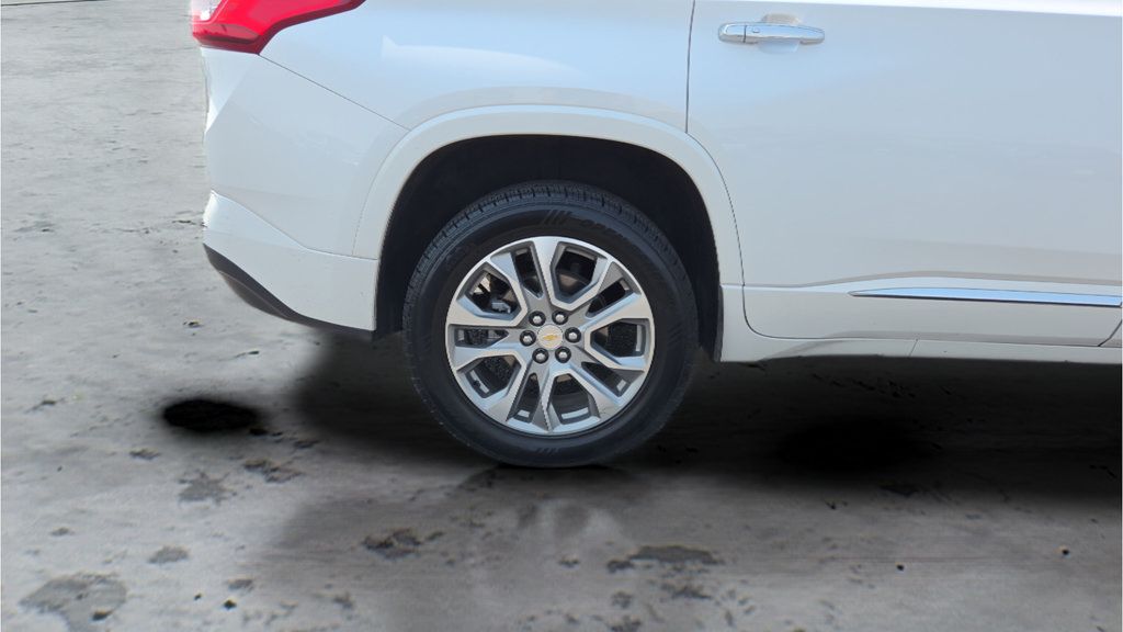 Used 2020 Chevrolet Traverse Premier AWD/4WD image 96