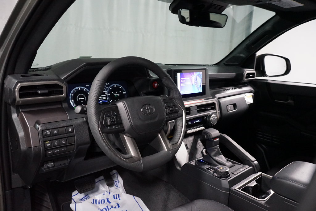 New 2026 Toyota Tacoma TRD Off-Road w/ TRD Off Road Upgrade Package AWD/4WD image 12