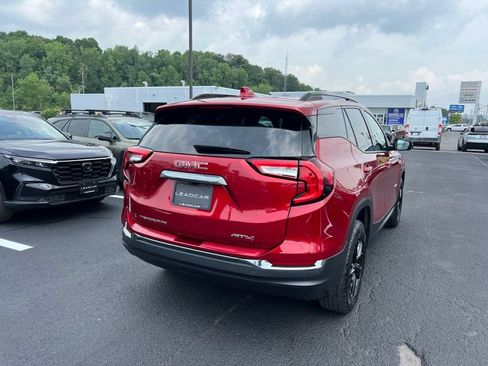 Used 2023 GMC Terrain AT4 AWD/4WD image 5