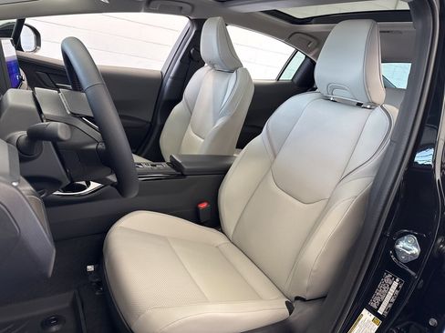 New 2026 Toyota Prius Limited image 15