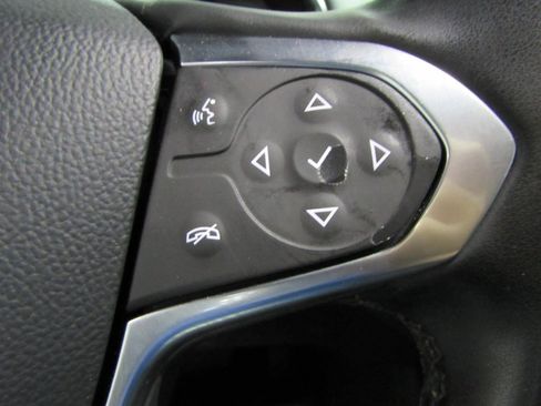 Used 2023 Chevrolet Traverse Premier w/ Redline Edition FWD image 28