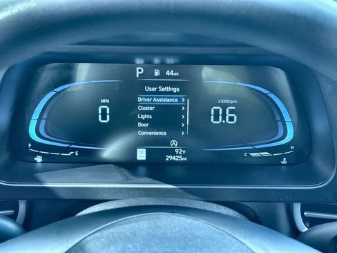 Used 2024 Hyundai Elantra SE FWD image 16