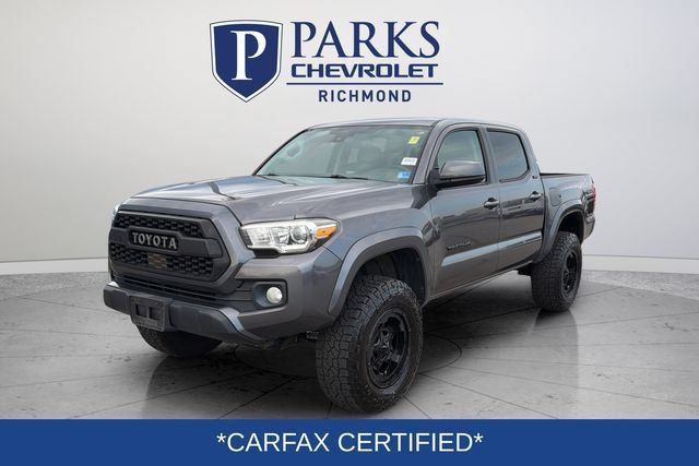 Used 2018 Toyota Tacoma SR5 AWD/4WD image 3