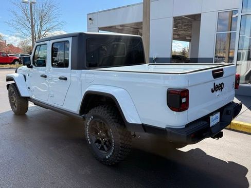 New 2026 Jeep Gladiator Willys image 7