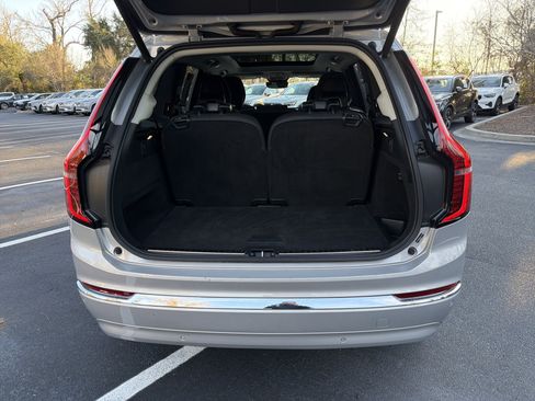 Certified 2025 Volvo XC90 B6 Plus image 34