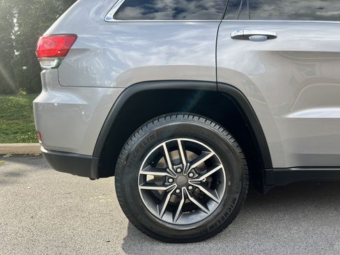 Used 2019 Jeep Grand Cherokee Limited w/ Luxury Group II AWD/4WD image 43