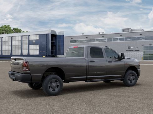 New 2025 RAM 2500 Tradesman AWD/4WD image 4