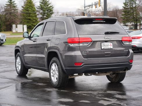 Used 2019 Jeep Grand Cherokee Laredo AWD/4WD image 5
