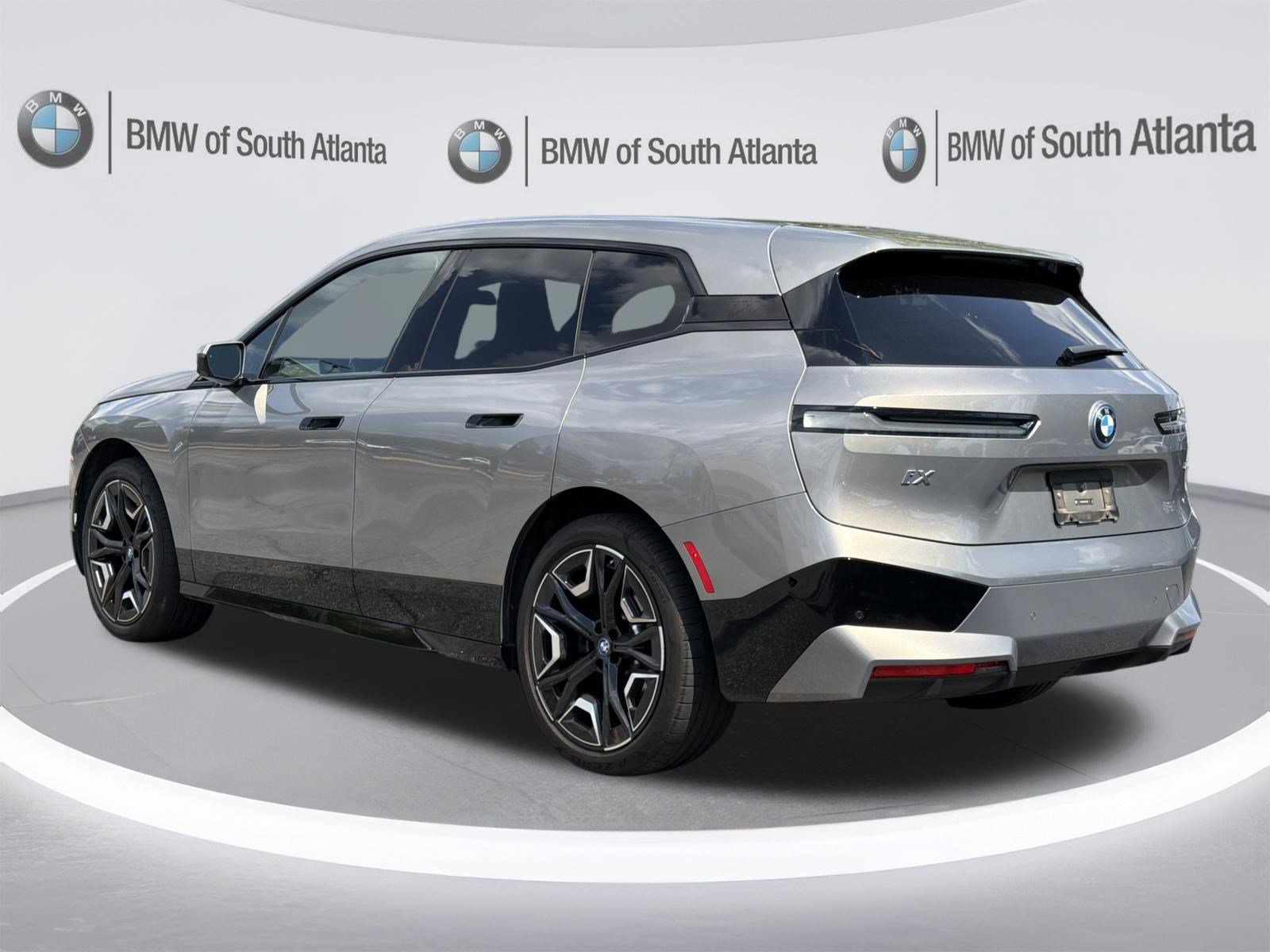 Certified 2024 BMW iX xDrive50 w/ Sport Package AWD/4WD image 22