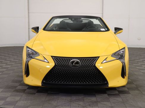Used 2021 Lexus LC 500 Convertible image 2