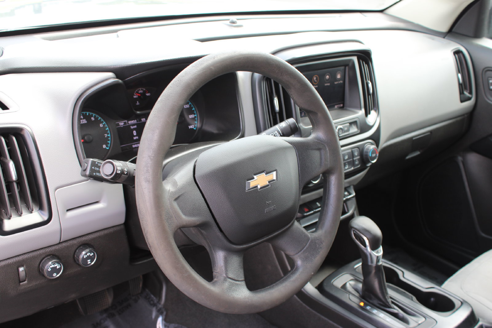 Used 2022 Chevrolet Colorado W/T AWD/4WD image 10