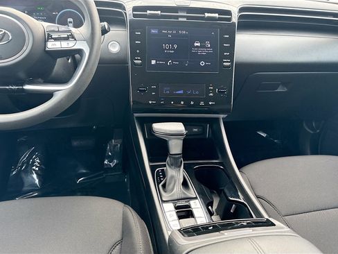 Used 2024 Hyundai Tucson SEL FWD image 18