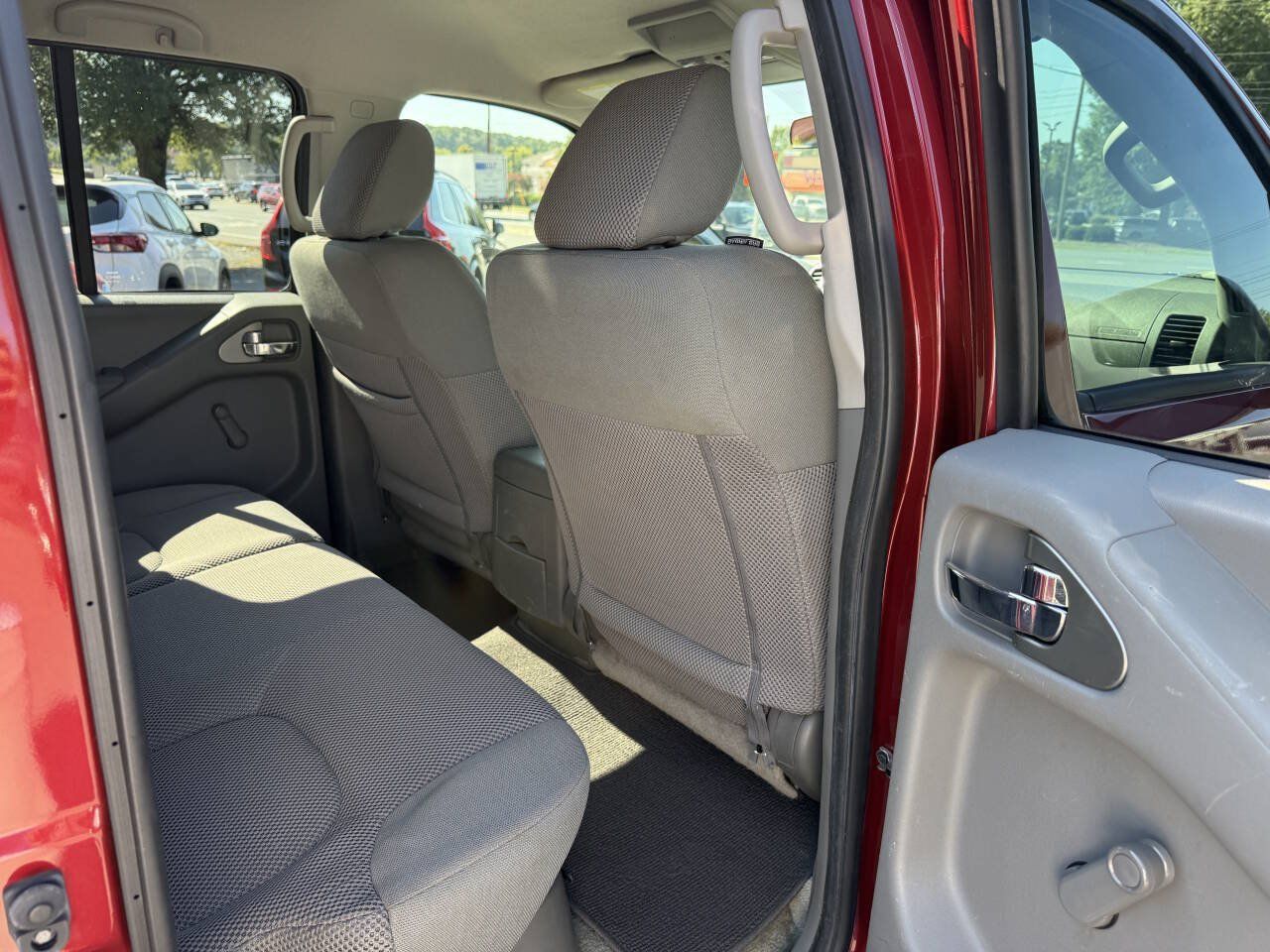 Used 2017 Nissan Frontier S RWD image 15