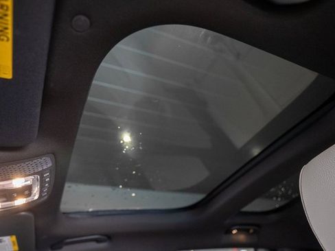 New 2026 Mercedes-Benz GLB 250 4MATIC image 15