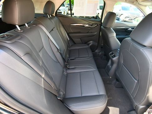 Used 2023 Buick Envision Essence AWD/4WD image 19