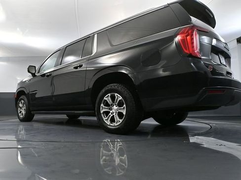 Used 2024 GMC Yukon XL SLE image 54