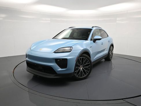 New 2026 Porsche Macan Electric image 29