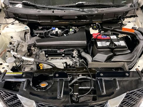 Used 2016 Nissan Rogue SL w/ SL Premium Package AWD/4WD image 32