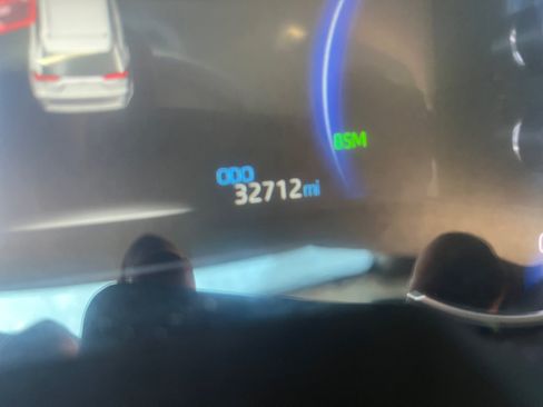 Used 2025 Toyota RAV4 XLE AWD/4WD image 17