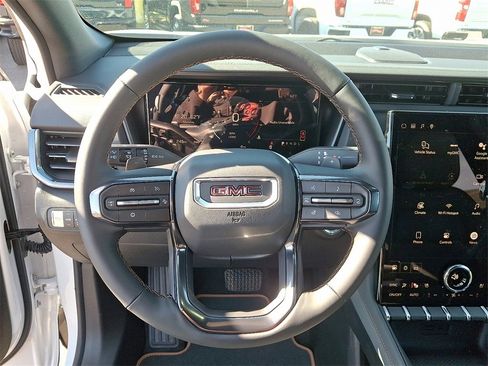 New 2026 GMC Terrain AT4 w/ Convenience Package III image 9