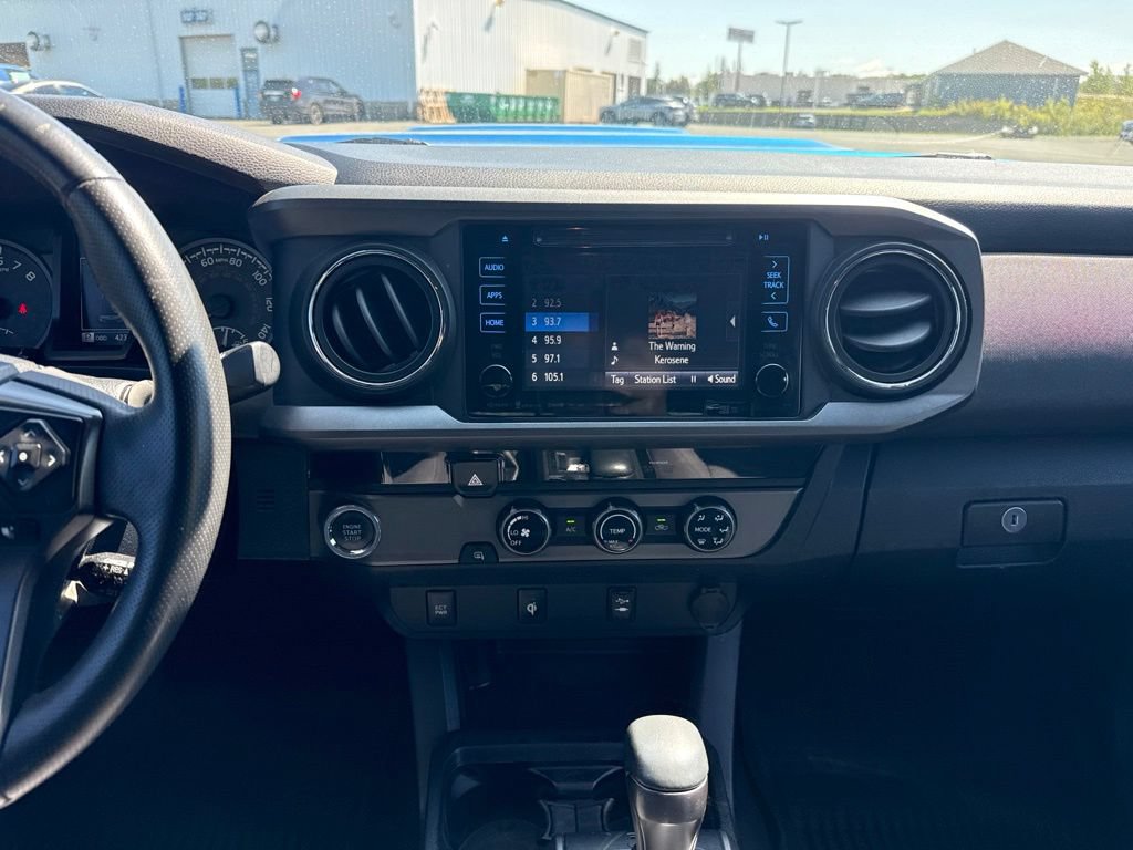 Used 2017 Toyota Tacoma TRD Sport w/ Tow Package RWD image 14