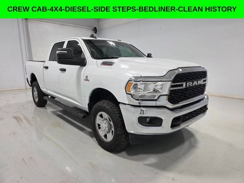 Used 2024 RAM 2500 Tradesman w/ Chrome Appearance Group AWD/4WD image 1