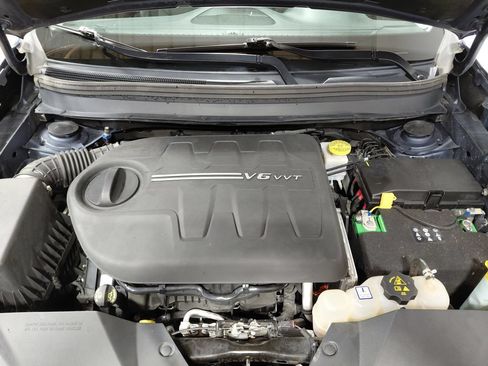 Used 2019 Jeep Cherokee Limited AWD/4WD image 11