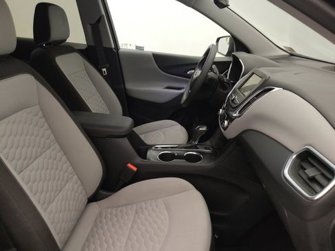 Used 2019 Chevrolet Equinox LS w/ LS Convenience Package AWD/4WD image 21