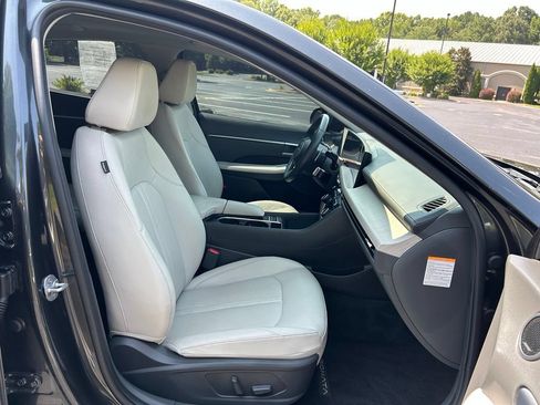 Used 2024 Hyundai Sonata Limited FWD image 49